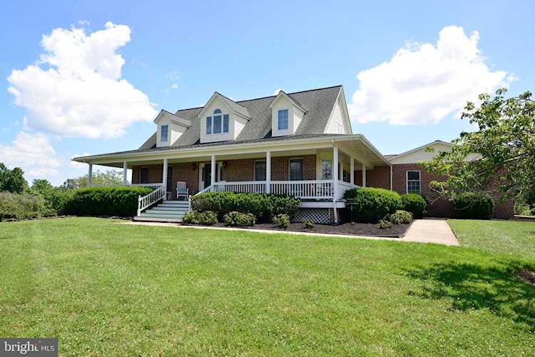 39850 Rocky Ln Lovettsville, VA 20180