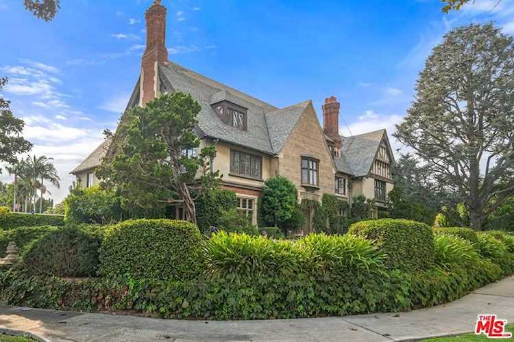 101 N Hudson Avenue Los Angeles, CA 90004