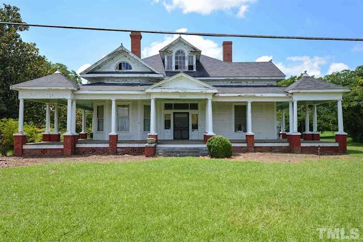 2239 Barber Mill Road Clayton, NC 27520