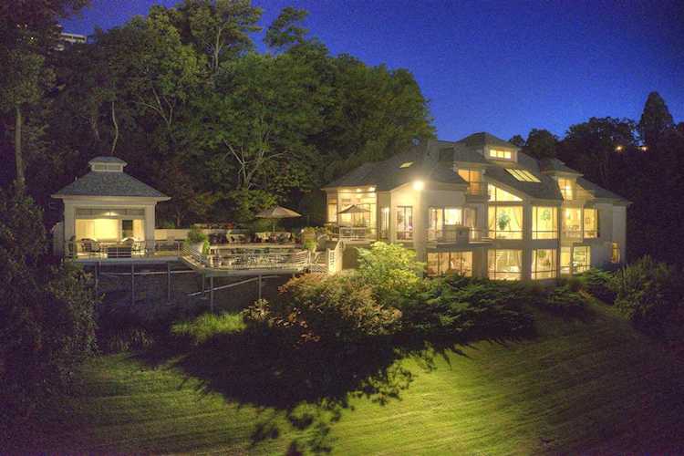 1111 River Hill Covington, KY 41011