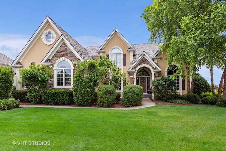 1063 Sandstone Ct Aurora, IL 60502