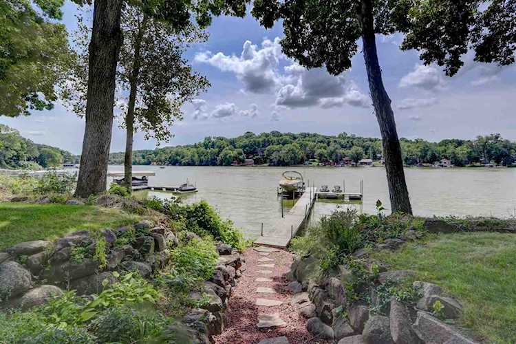 342 E Samuelsen Dr Fulton, WI 53534