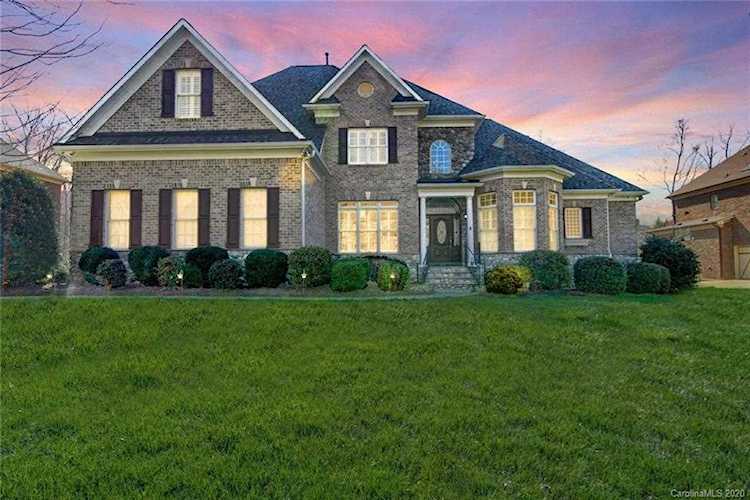 7011 Camrose Crossing Ln Matthews, NC 28104