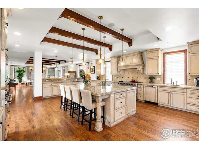6851 Goldbranch Dr Niwot, CO 80503
