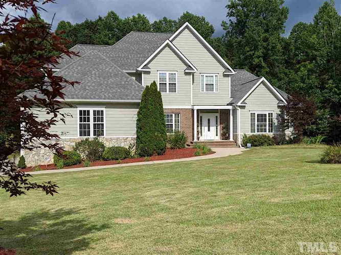 1313 Pitty Pats Path Zebulon, NC 27597