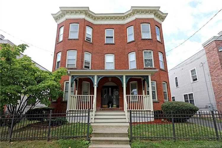 37 Putnam Heights Hartford, CT 06106