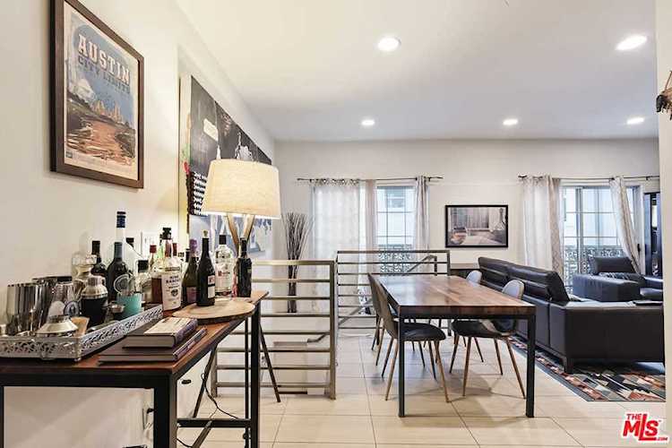 1717 Malcolm Avenue #303 Los Angeles, CA 90024