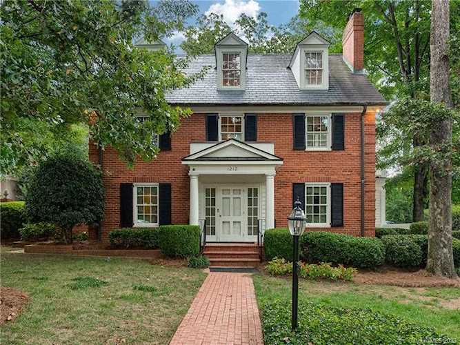 1217 Belgrave Place Charlotte, NC 28203