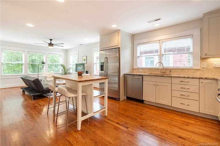 2113 Rozzelles Ferry Rd Charlotte, NC 28208