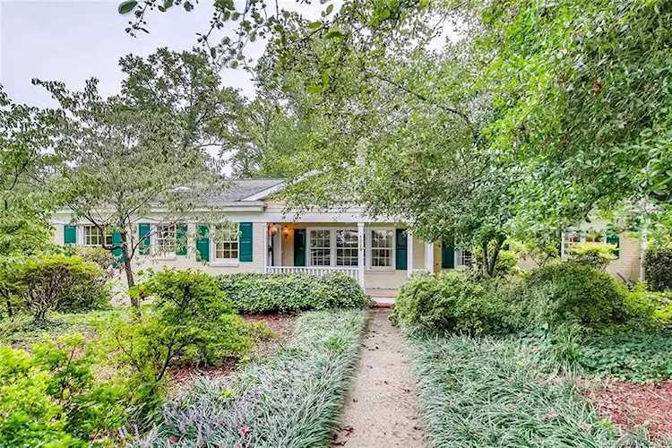 1029 Coddington Place Charlotte, NC 28211