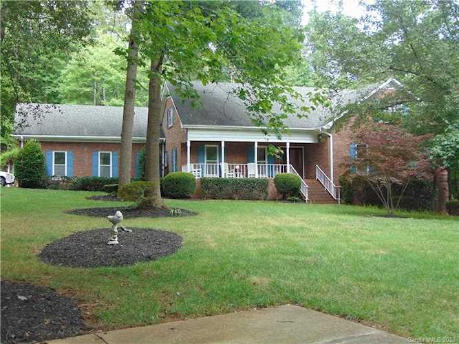 8429 Bartlett Rd Mint Hill, NC 28227