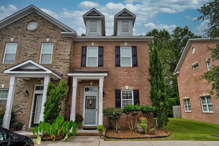 Home For Sale At 5032 Exton Park Loop, Castle Hayne NC 28429 $179,000 Photo 1
