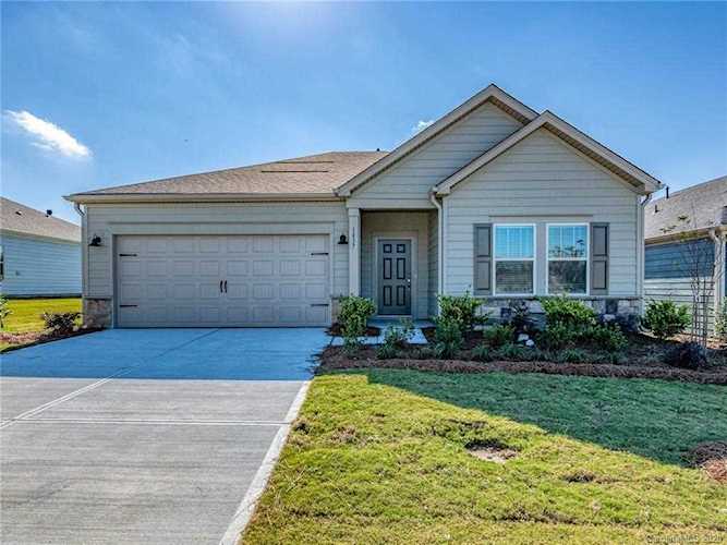 1837 Lotus Ln Denver, NC 28037