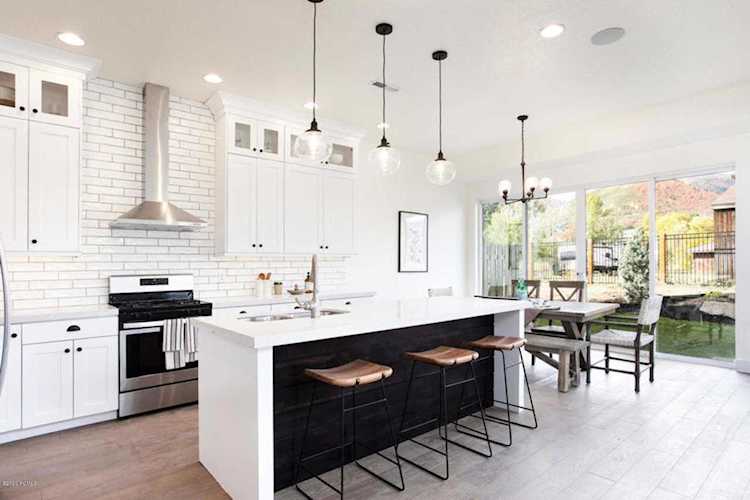 1137 N 520 West Midway, UT 84049