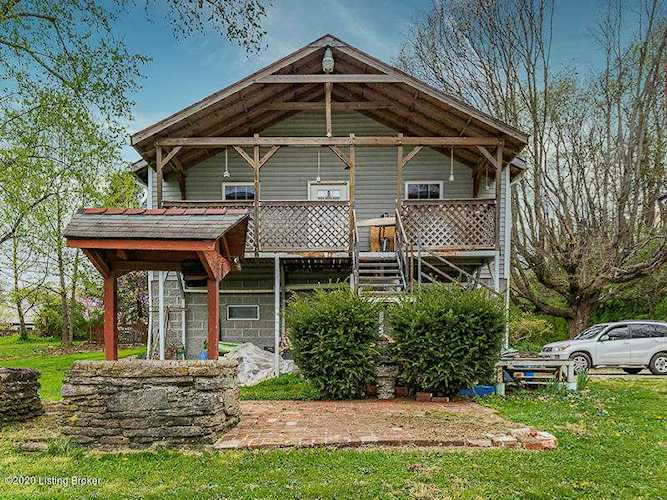 8001 Todds Point Rd Crestwood, KY 40014