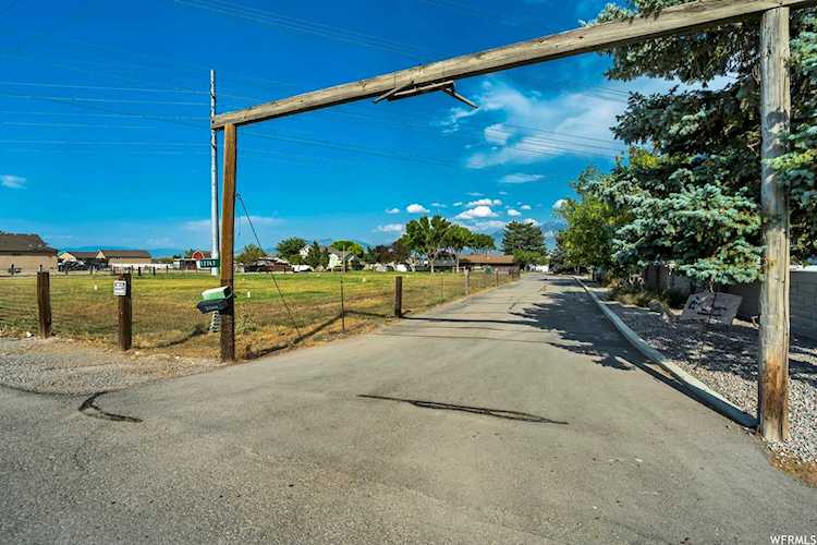 12747 S Sunday Dr Riverton, UT 84096