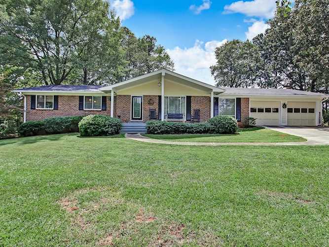 583 Martins Chapel Rd Lawrenceville, GA 30045