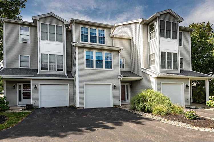 9 Long Beach Ave #12 York, ME 03909
