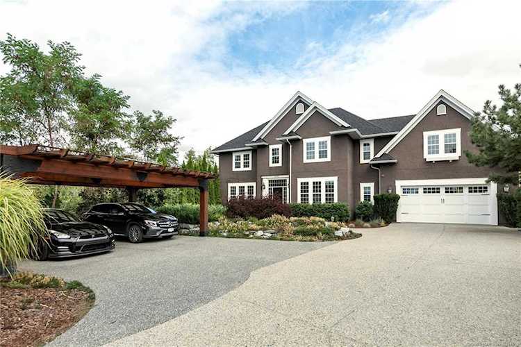 1853 Canyon Falls Court Kelowna, BC V1W4A2