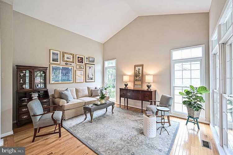 5208 High Grove Hills Ln Centreville Va 20120 Mls Vafx1150060