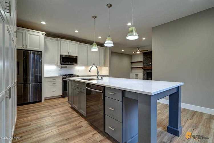 1165 W Berry Circle Wasilla, AK 99654