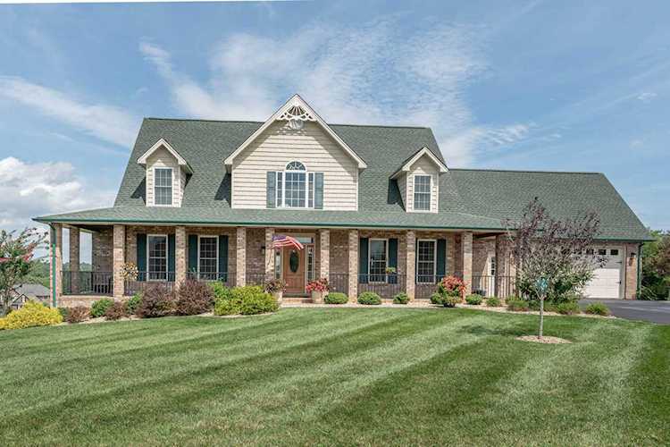 195 Graystone Daleville, VA 24083