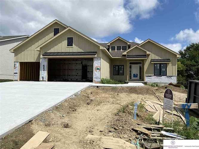 4503 S 219th St Elkhorn, NE 68022 | MLS 22022135 Photo 1
