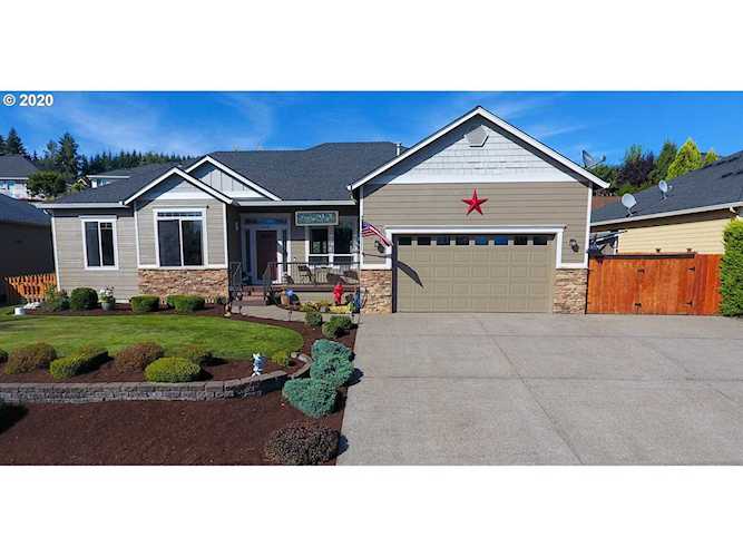 603 E 17th Cir La Center, WA 98629