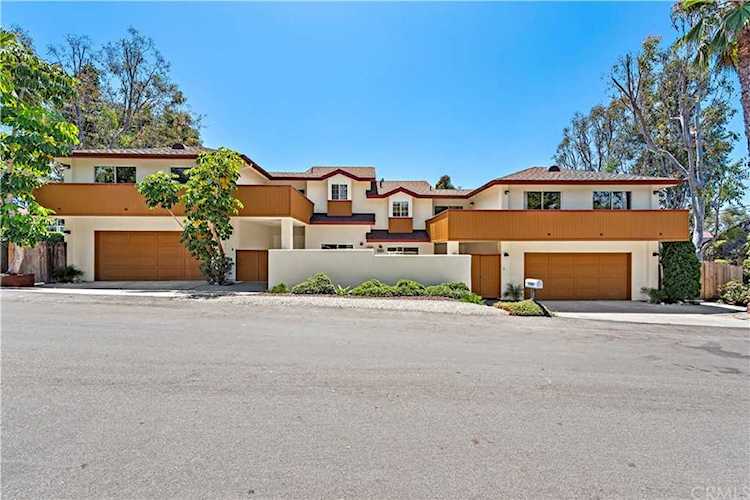 1585 Catalina Laguna Beach, CA 92651