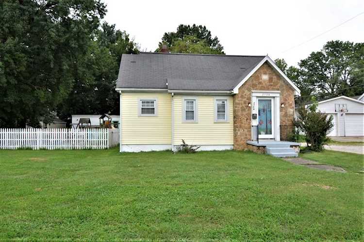 2708 Washington Avenue Evansville, IN 47714