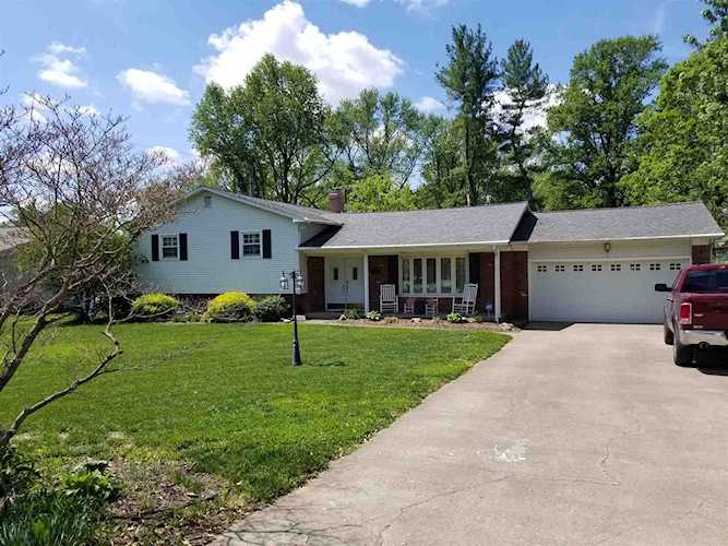 211 Moran Drive Vincennes, IN 47591
