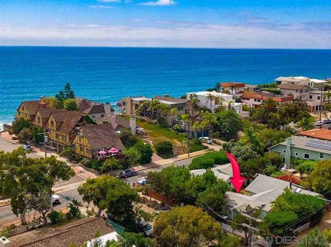 211 Neptune Ave Encinitas, CA 92024