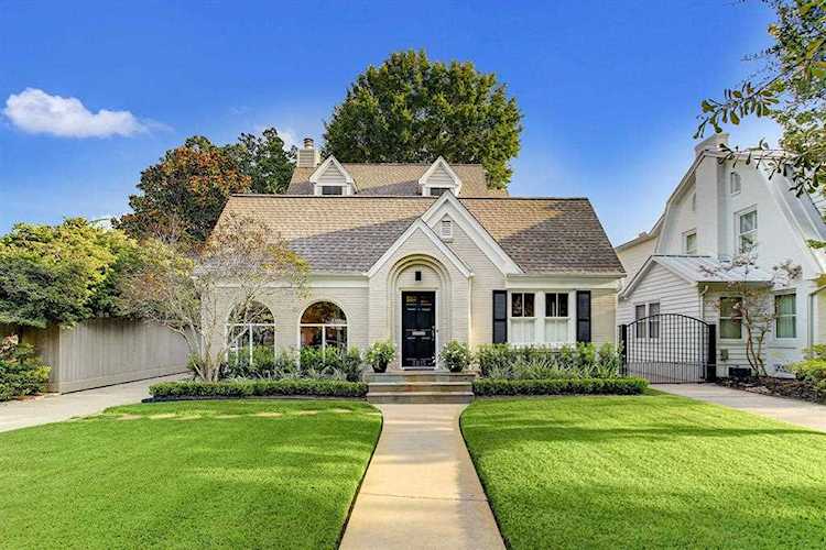 3215 Nottingham St West University Place, TX 77005