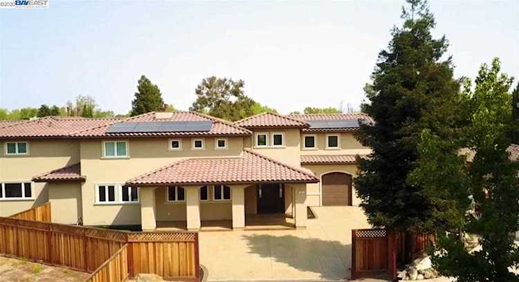 3663 Vine St Pleasanton, CA 94566
