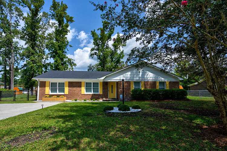 Home For Sale At 4645 Manchester Drive, Wilmington NC 28405 $258,500 Photo 1