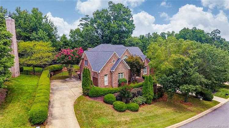 7205 Watersreach Ln Charlotte, NC 28277