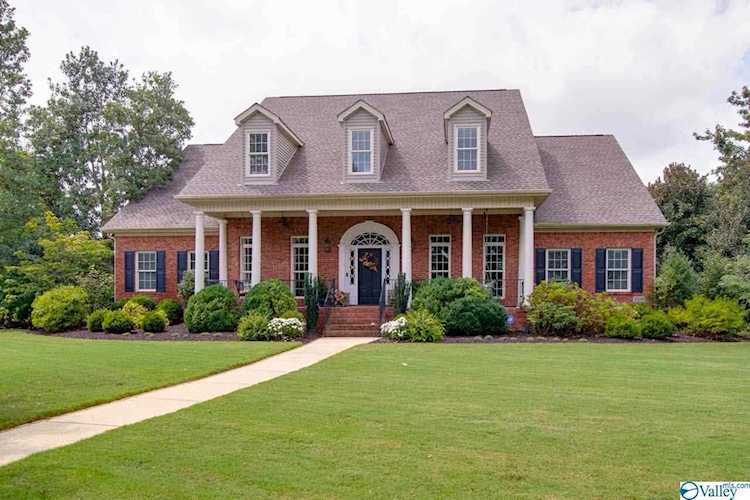 3200 Dry Stone Circle Owens Cross Roads, AL 35763