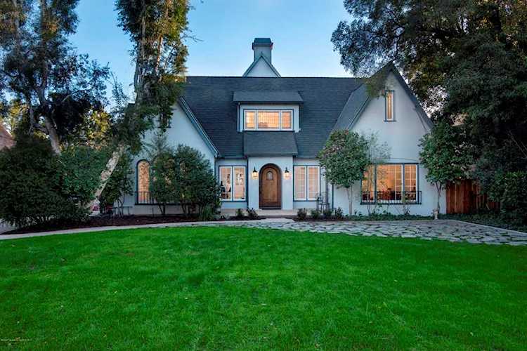 1260 Mendocino Street Altadena, CA 91001