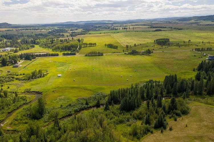 186 Ave W Rural Foothills County, AB T0L 1W0