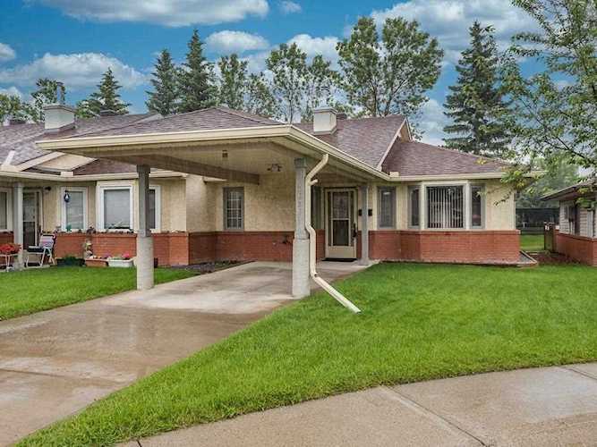 2636 Dovely Ct SE Calgary, AB T2B 3G6