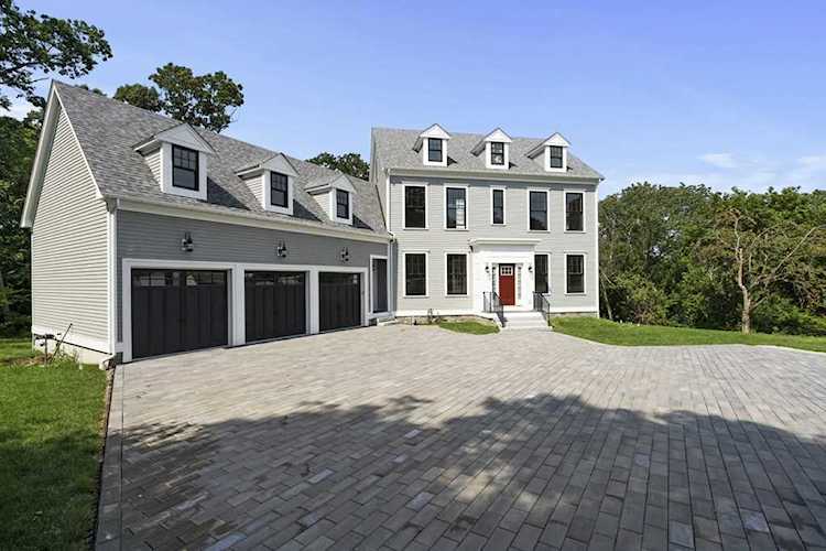219 Sohier St Cohasset, MA 02025
