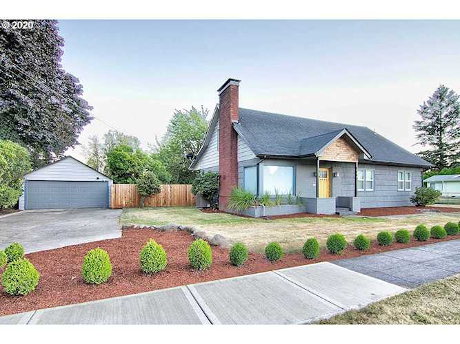 1110 B St Washougal, WA 98671