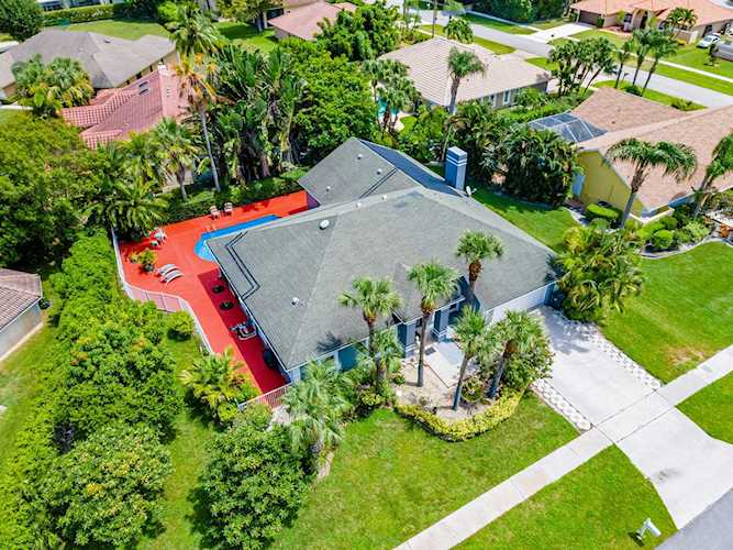 2452 Seaford Drive Wellington, FL 33414