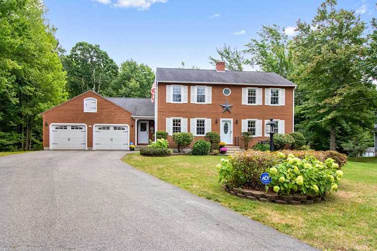 30 Ridgeview Dr Biddeford, ME 04005