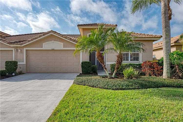 4389 Samoset Dr Sarasota, FL 34241
