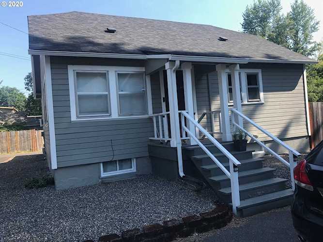 3530 NE Everett St Camas, WA 98607