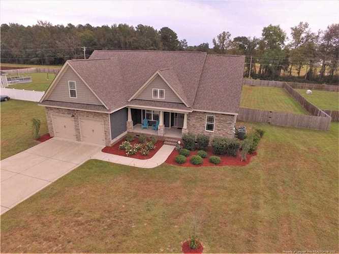5921 Hirams Ct Hope Mills, NC 28348