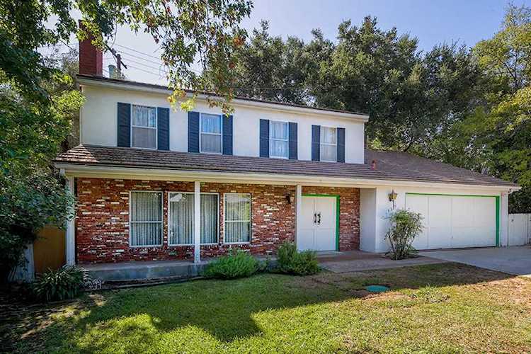 4329 Chevy Chase Drive La Canada Flintridge, CA 91011