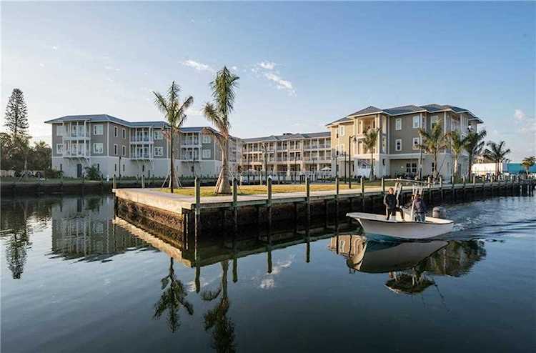 5325 Marina Dr #421 Holmes Beach, FL 34217