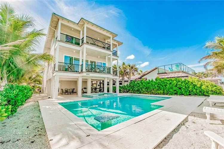 881 N Shore Dr Anna Maria, FL 34216